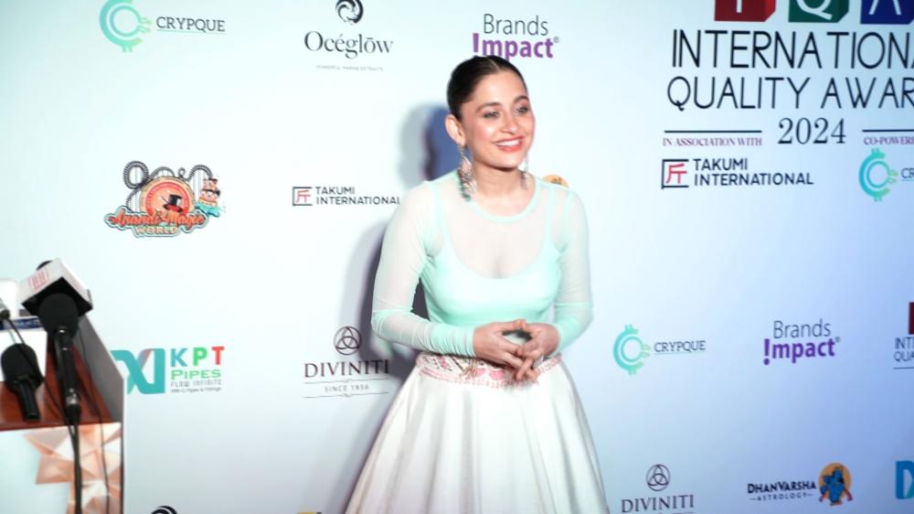 sanjeeda-sheikh-dazzled-on-the-red-carpet-at-the-3rd-edition-of-the-international-quality-awards